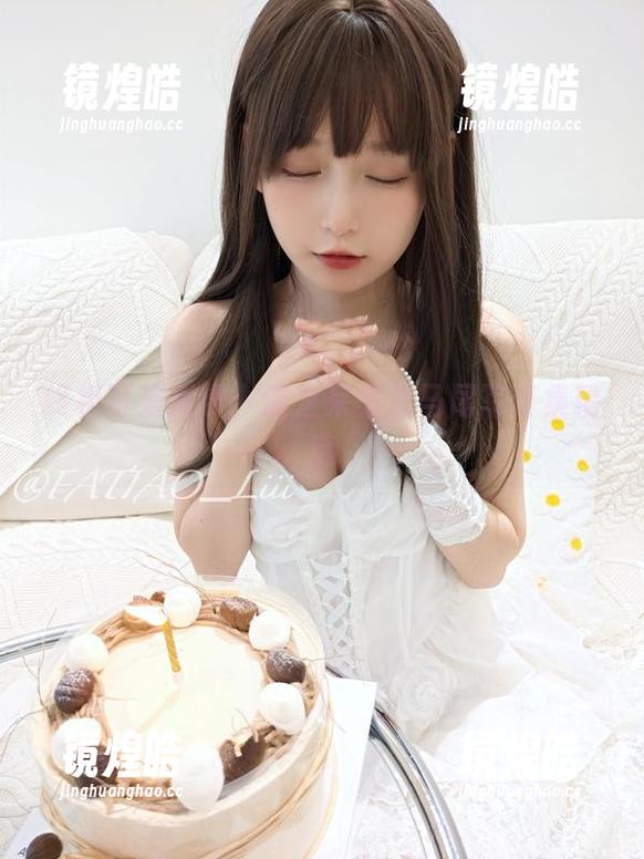 迷之呆梨 终极可爱大赏:迷之呆梨双马尾写真集精选