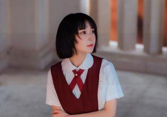 深夜食堂的阿包也是兔娘，无圣光的丝袜写真，竟然让我想起了那次……