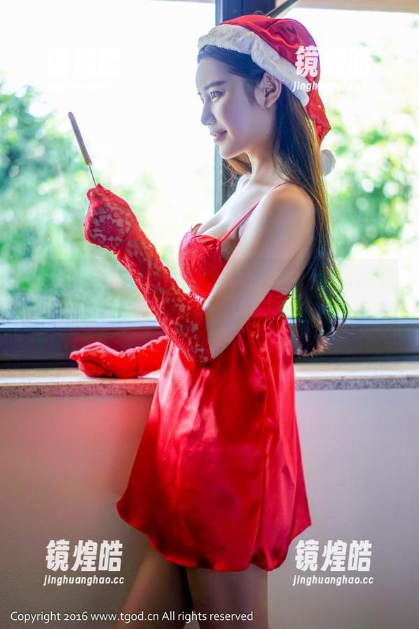 青豆客-琪琪qlql 青豆客 - 琪琪qlql的美脚美图,我竟然想为它们设计壁纸!不行了,快叫我设计师!